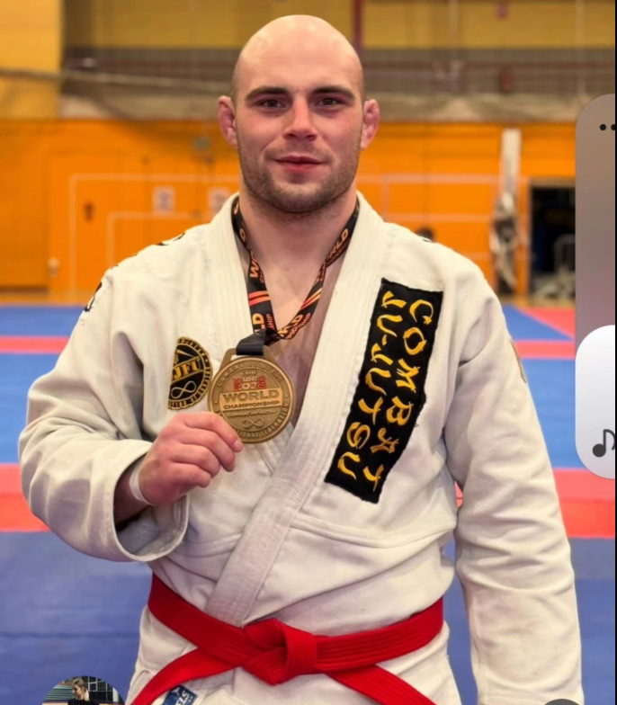 Combat champion